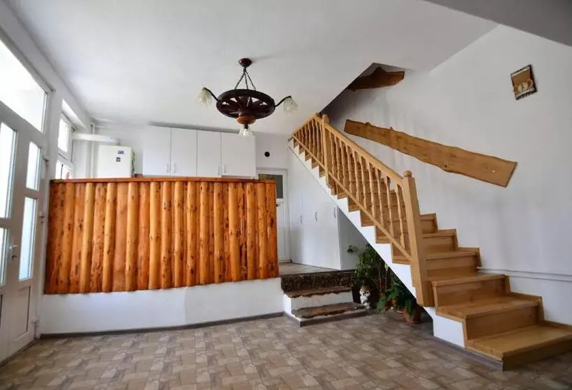 Majatalo Casa Cu Magnolii
