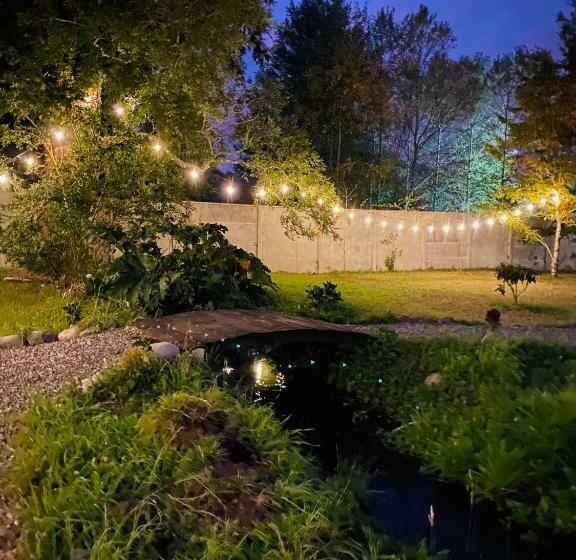 بنسيون Hostal Treile