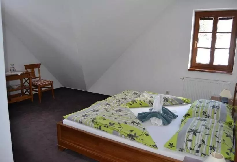 Majatalo Koliba Holica