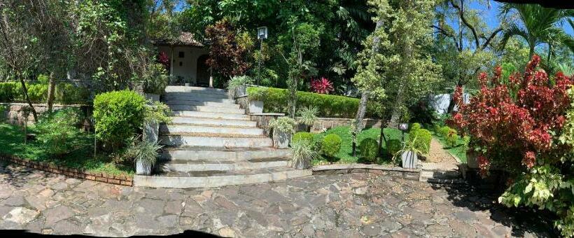 Pension Lali Villa & Fruit Garden