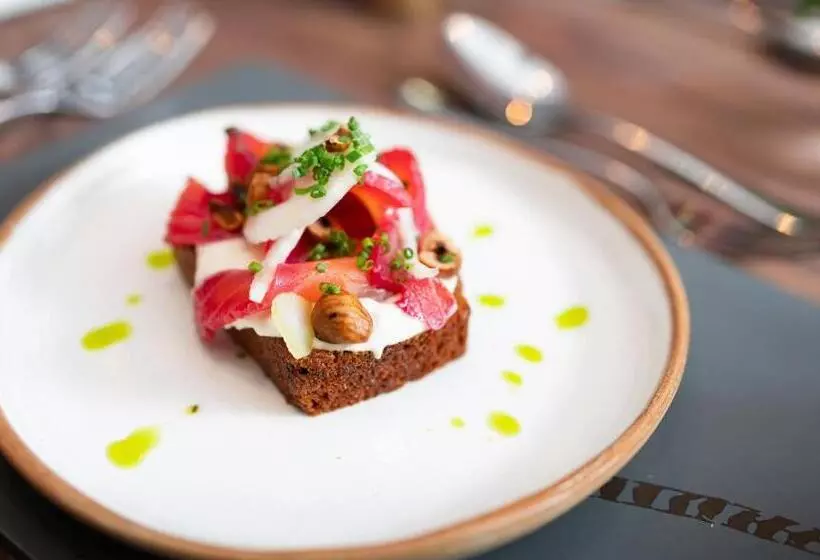 ペンション Stone Barn