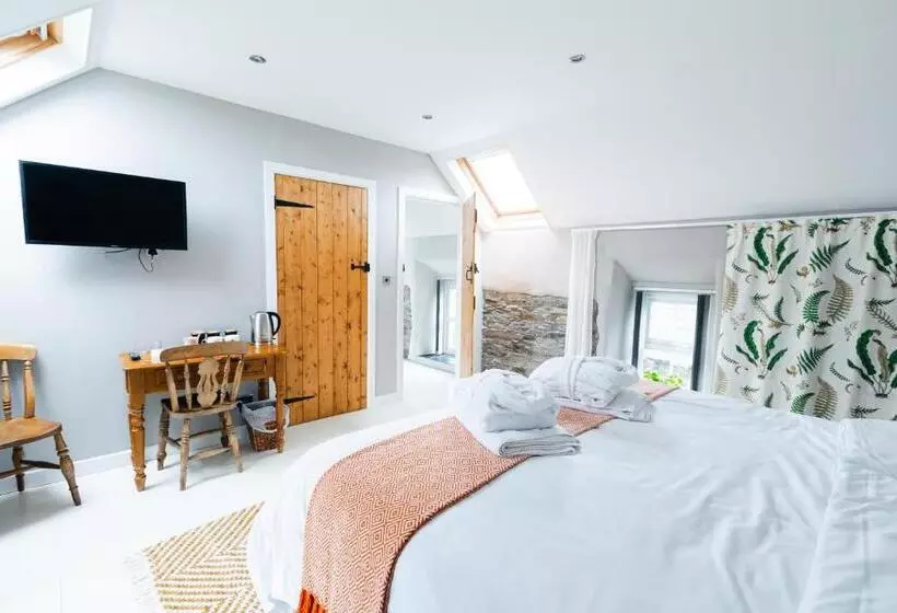 ペンション Stone Barn