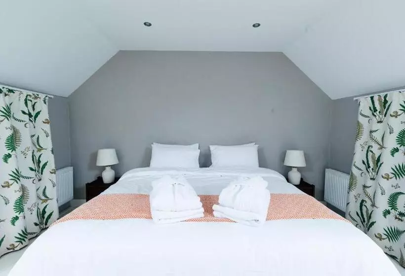 ペンション Stone Barn