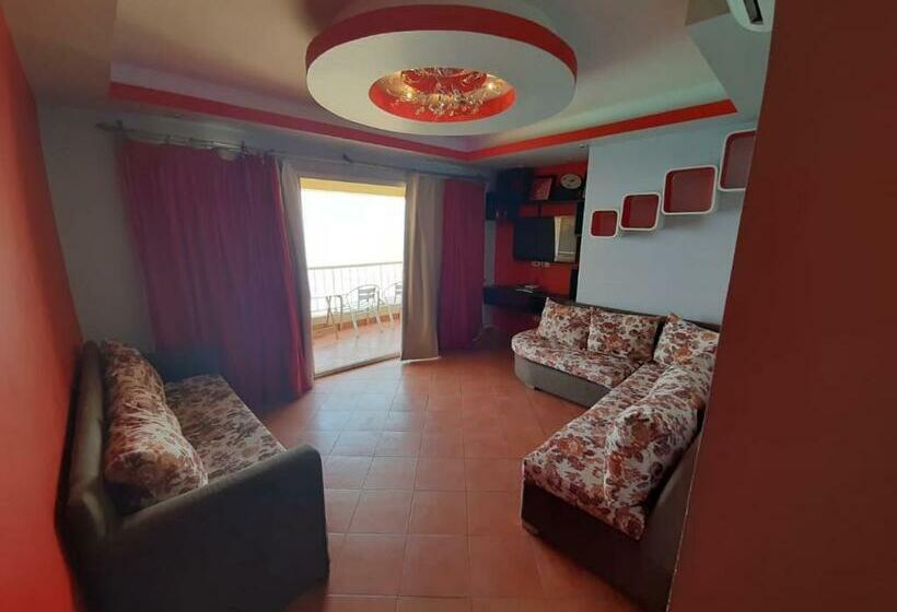 Pirameds Porto For Family Only