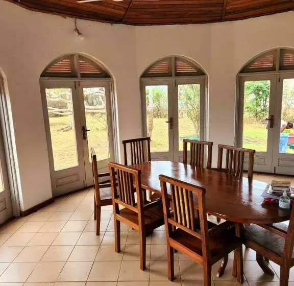 ریاض Roxy Beach House