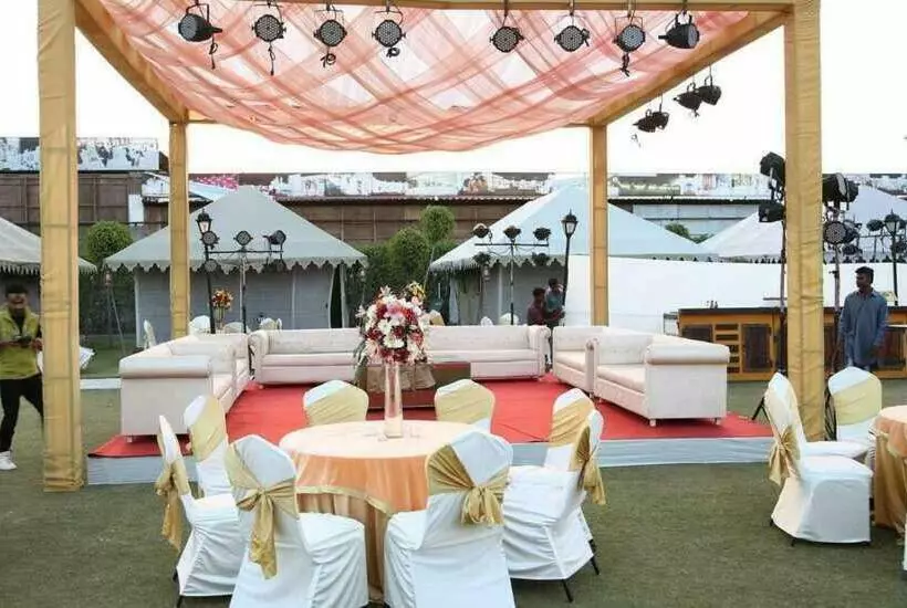 The Kasbah Resort