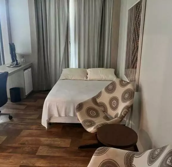 Apart Hotel Sense Ii   Localizado Em