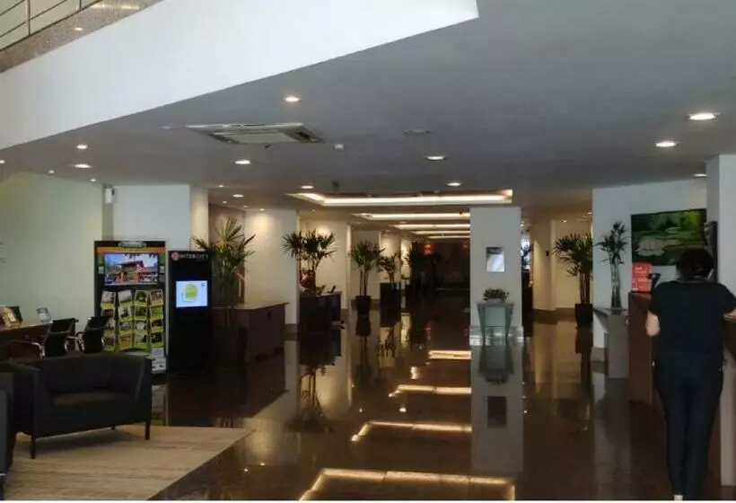 Apart Hotel Sense Ii   Localizado Em