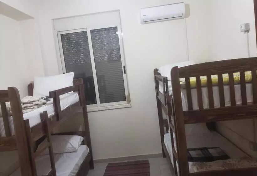 Hostel Oakland