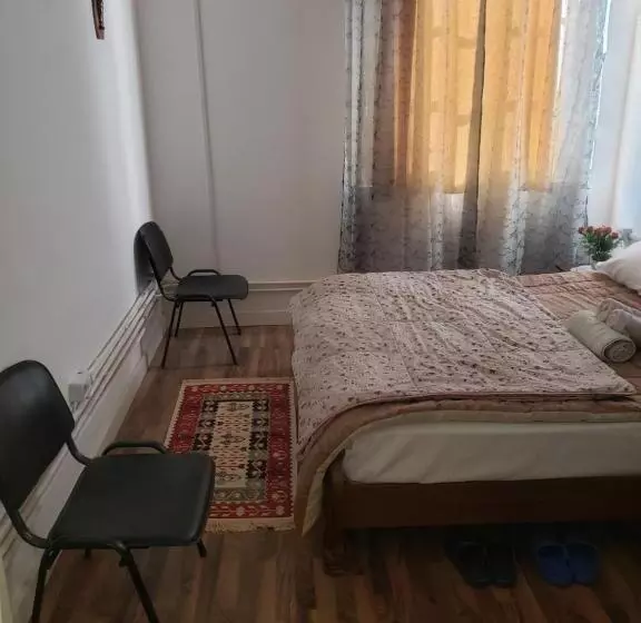 Hostel Oakland