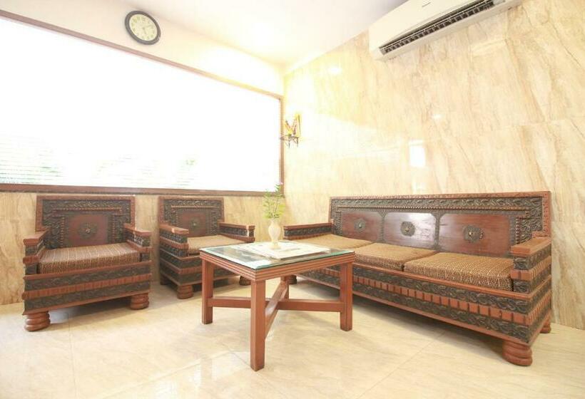 호텔 Nest Inn Residency  Bhiwandi