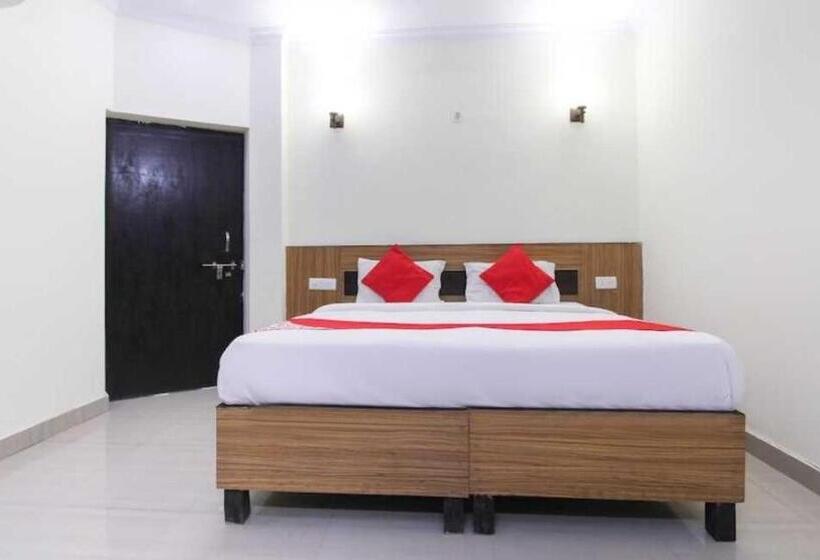 Hotelli Oyo 80775 H Up Inn