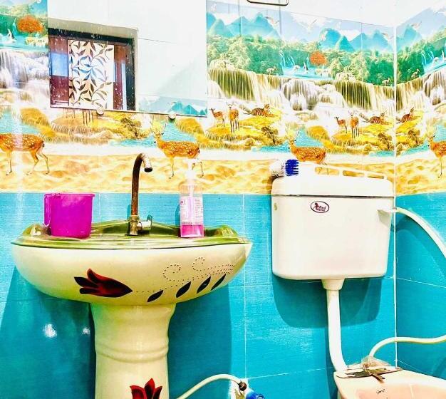 Hotelli Oyo 80775 H Up Inn