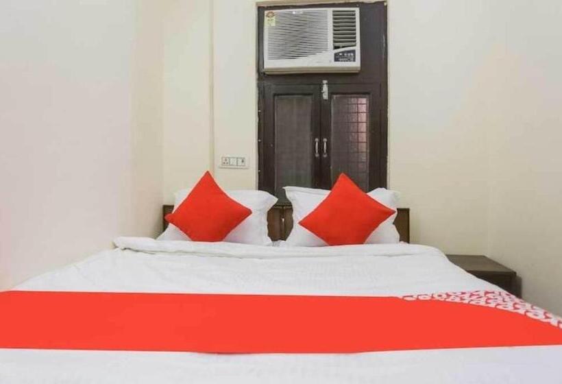 Hotelli Oyo 80775 H Up Inn