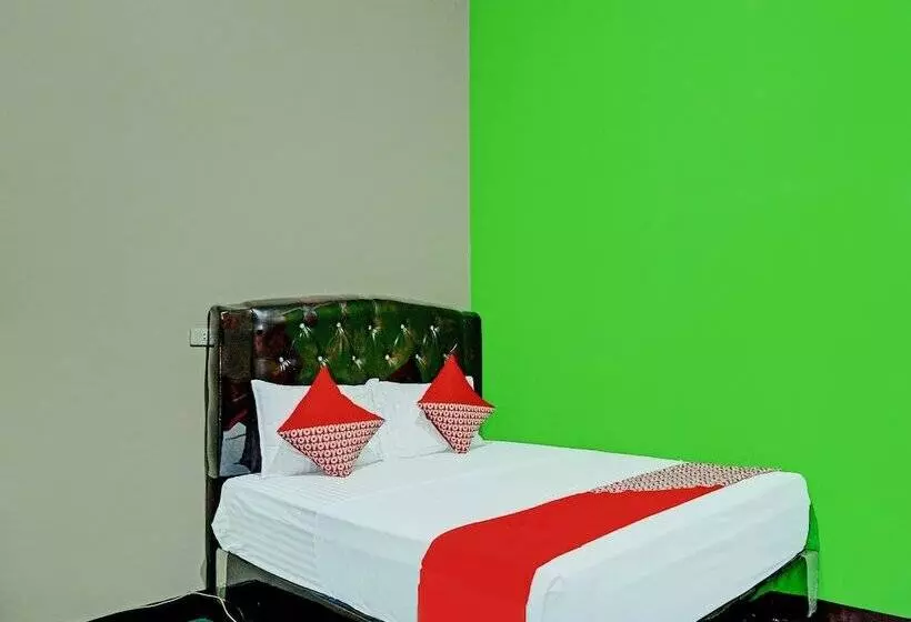 هتل Oyo 92189 Wisma Inayah Syariah