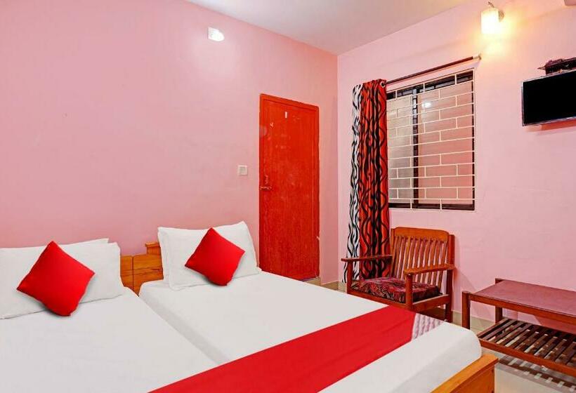 בית מלון כפרי Oyo Flagship 80775 Safa Inn