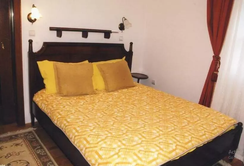 هتل Vila Lazar