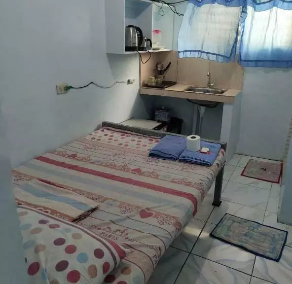 پانسیون Angeles City Guesthouse