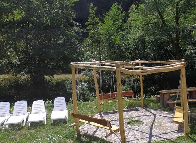 Pensjonat Conacul Vanatorului Borlova Muntele Mic Enduro Base