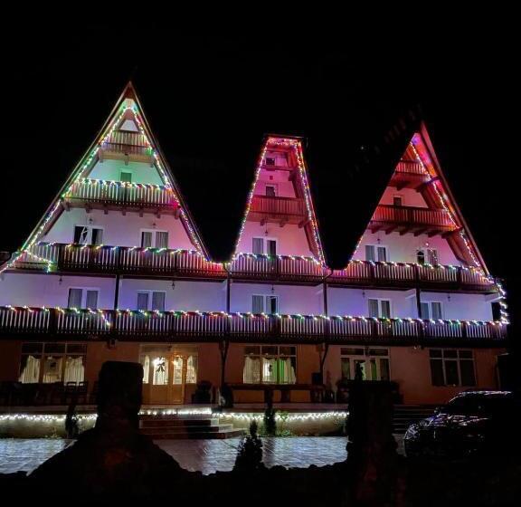 Pensjonat Conacul Vanatorului Borlova Muntele Mic Enduro Base