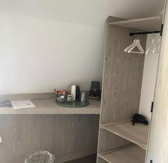 ベッドアンドブレックファースト De Bloesem