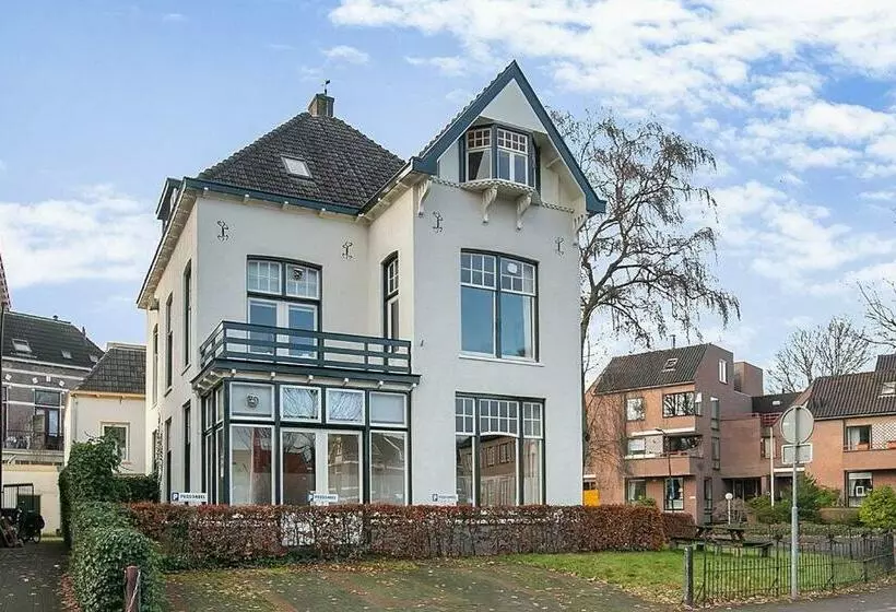 ベッドアンドブレックファースト Luxe Kamer In Stadsvilla, Gratis Parkeren!