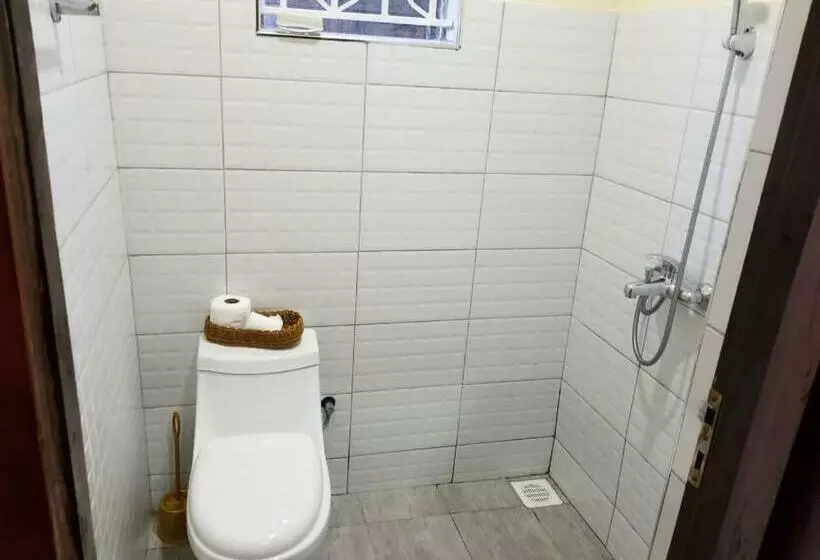 تختخواب و صبحانه Njojo Guest House
