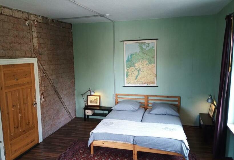 住宿加早餐 Zur Friedrichsruh