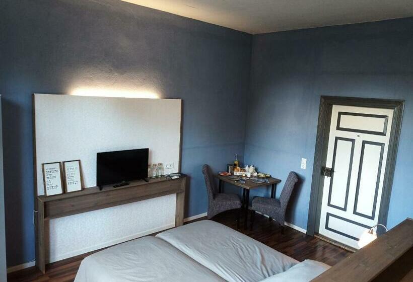 住宿加早餐 Zur Friedrichsruh