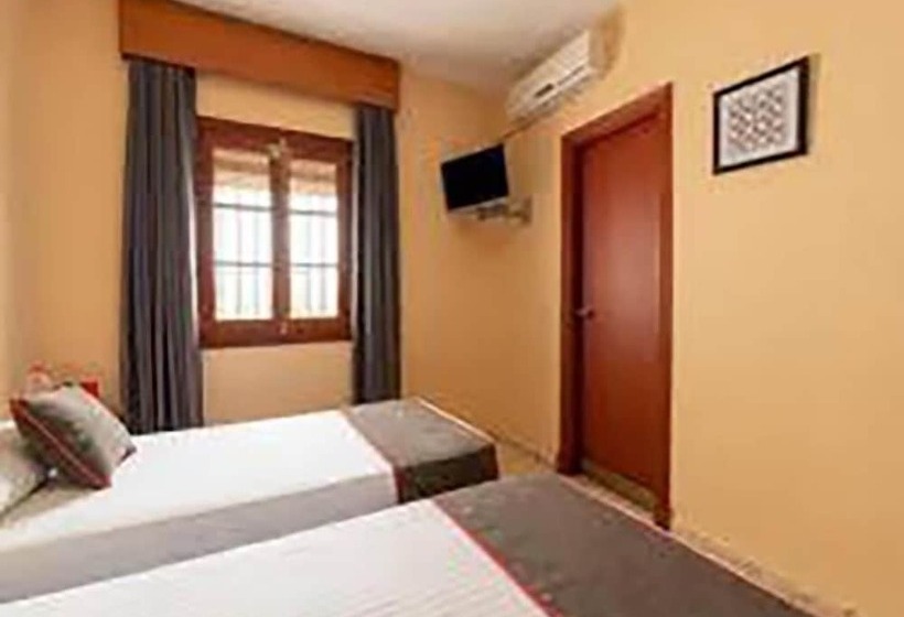 בית מלון כפרי Hostal Restaurante El Paisano