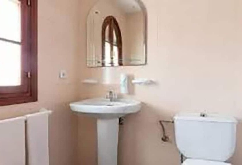 בית מלון כפרי Hostal Restaurante El Paisano