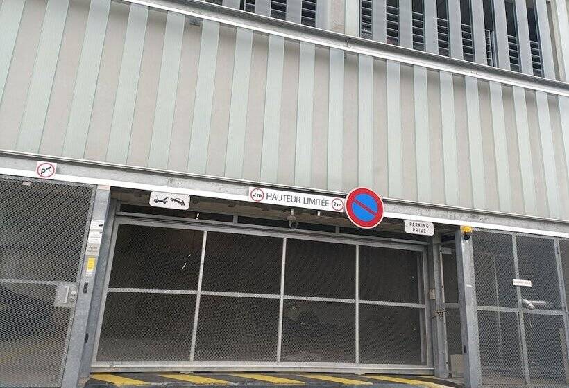 ホテル Ibis Bourgoin Jallieu Medipole