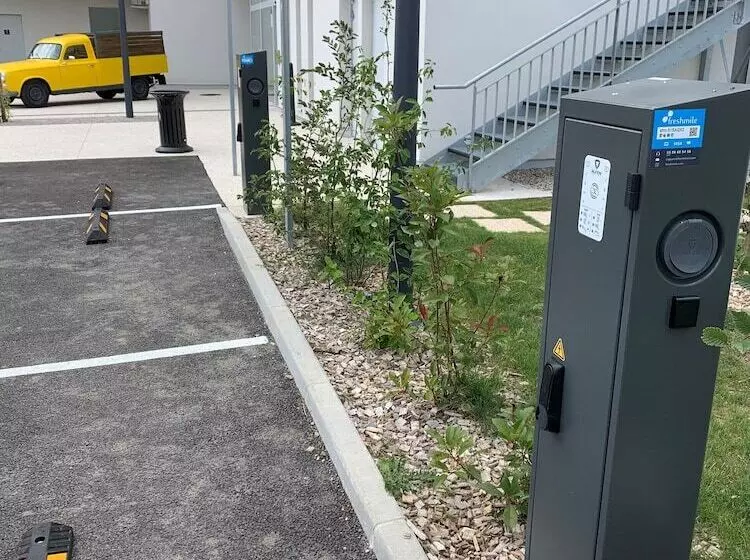 ホテル Ibis Bourgoin Jallieu Medipole