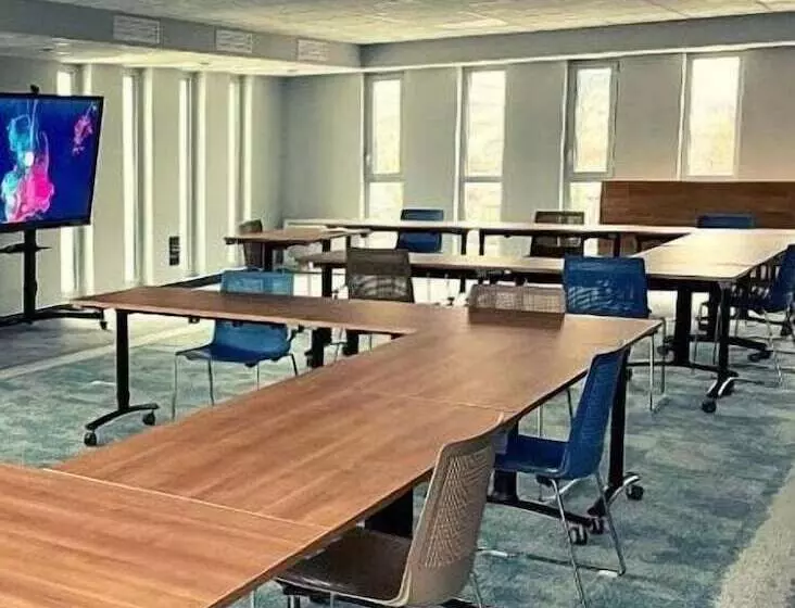 ホテル Ibis Bourgoin Jallieu Medipole