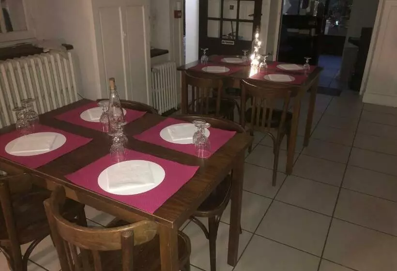 ホテル Le Vieux Relais