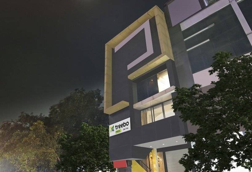 בית מלון כפרי Treebo Prime Elight
