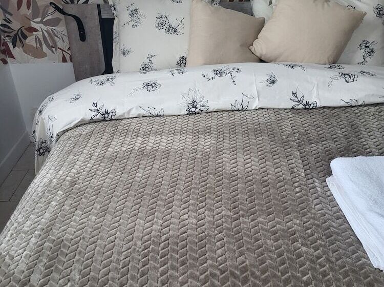 ペンション Akwaba Chez Ouli