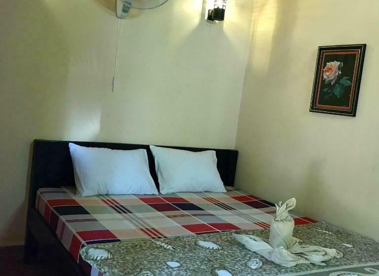 پانسیون Captain Chim S Guest House