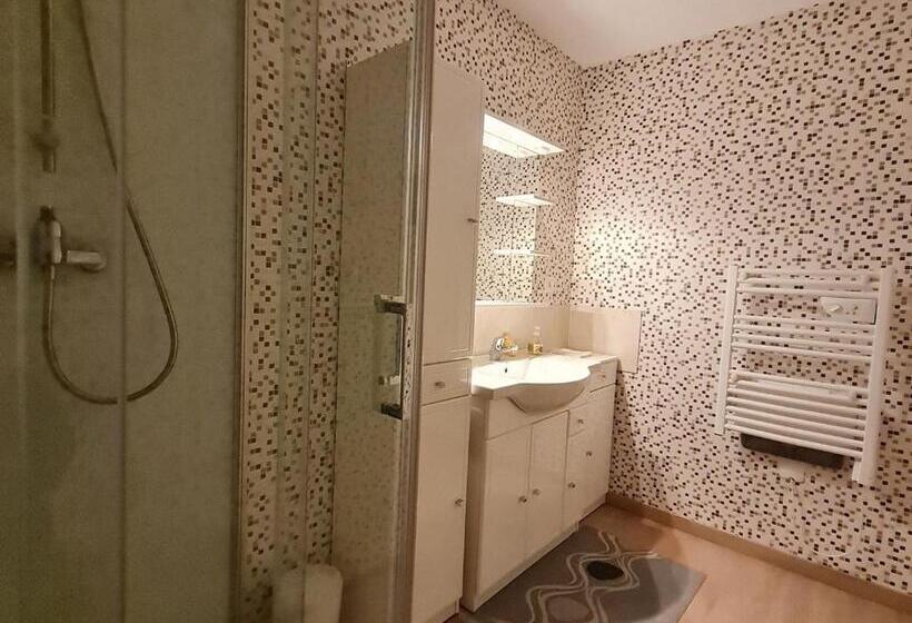 بنسيون Charmante Chambres D Hôtes Au Cœur Des Côtes De Toul, Proche Parc Lorraine & A31   Fr 1 584 189