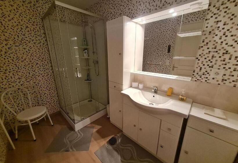 بنسيون Charmante Chambres D Hôtes Au Cœur Des Côtes De Toul, Proche Parc Lorraine & A31   Fr 1 584 189