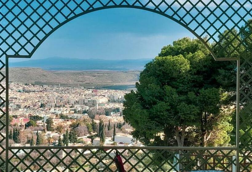 Пансион Sidi Ali Bousserghine