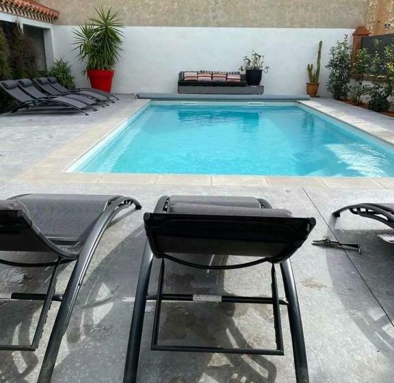 פנסיון La Casa Sanills