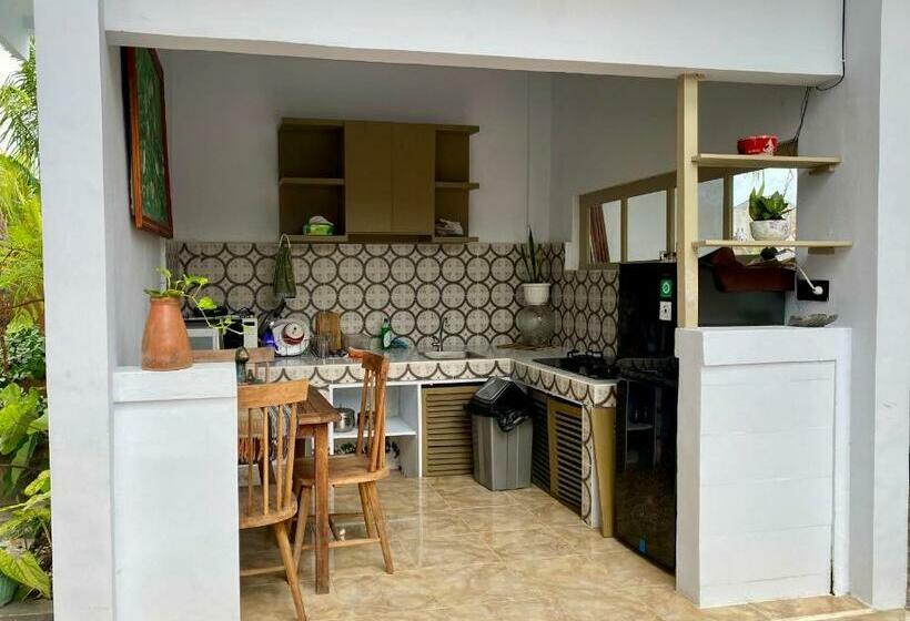 פנסיון Rumah Kita