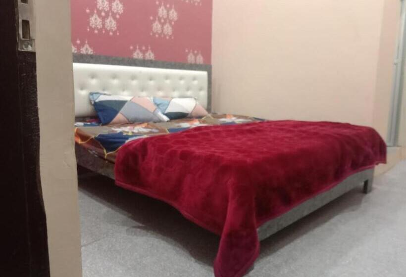 The Jay Hotel By Wb Inn