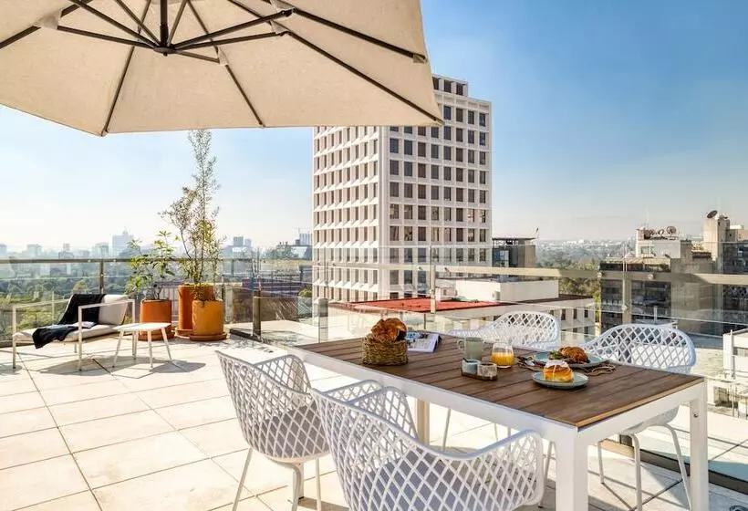 Utopic Polanco By Uliv