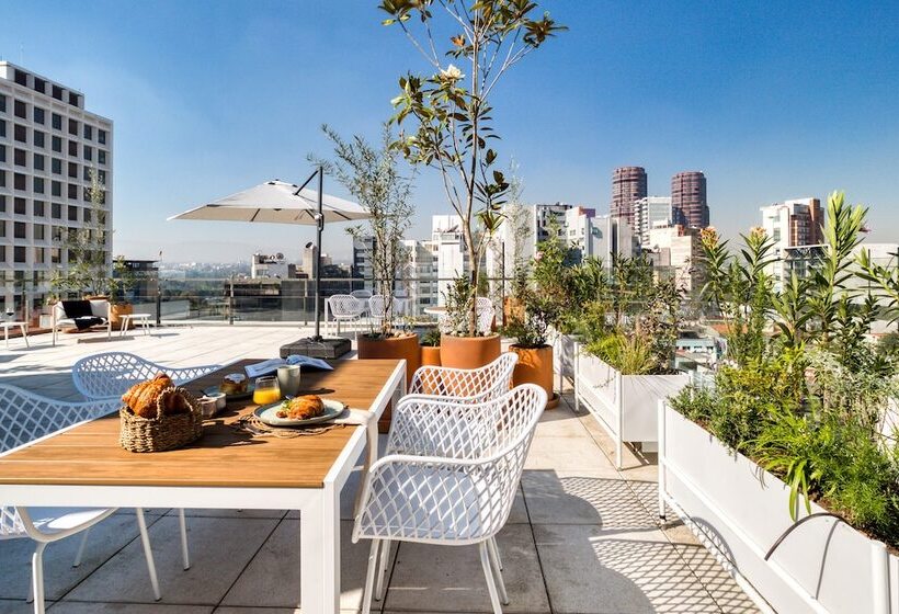 Utopic Polanco By Uliv