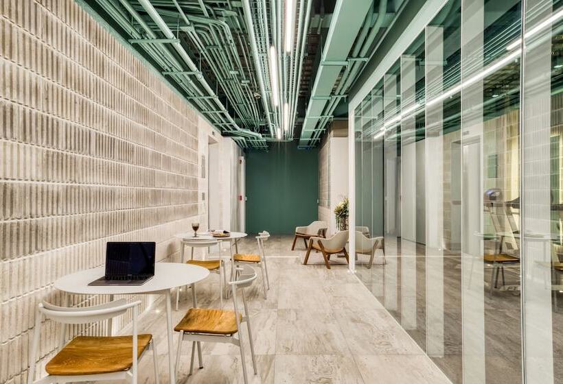 Utopic Polanco By Uliv