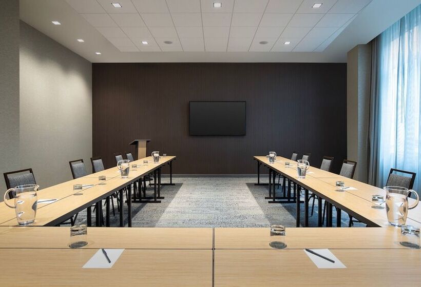 Szálloda Courtyard By Marriott Nanaimo