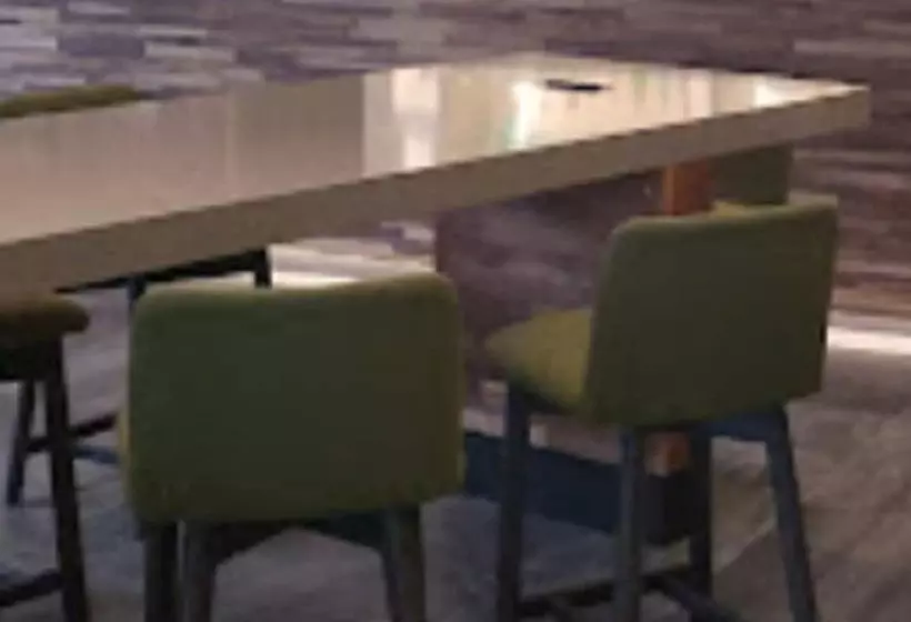 Hotelli Courtyard By Marriott Nanaimo