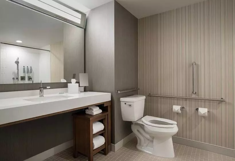 Hotelli Courtyard By Marriott Nanaimo